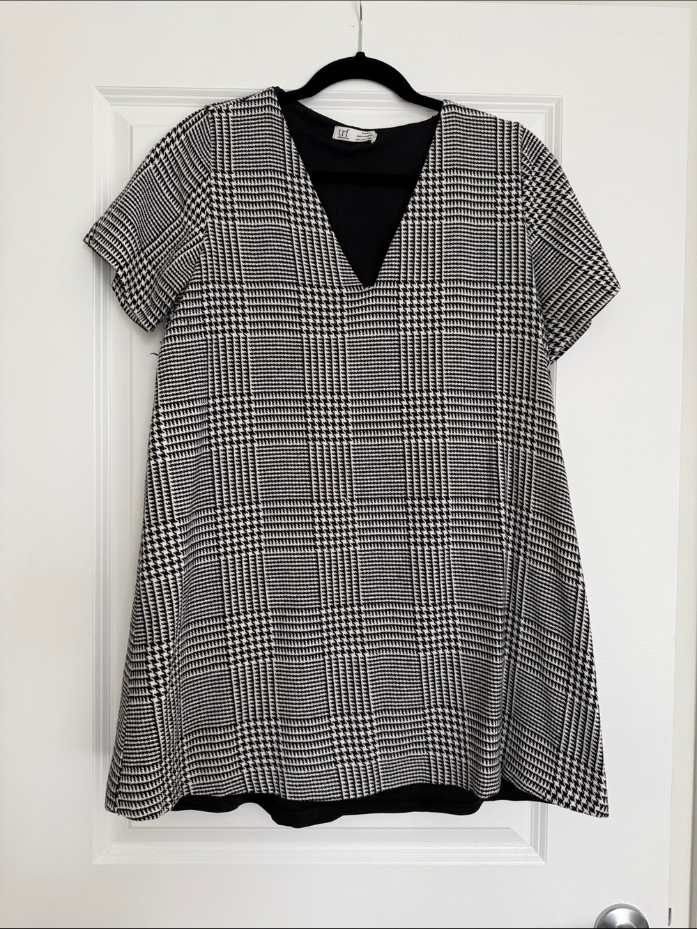 V-Neck Glen Plaid mini dress - Black/White